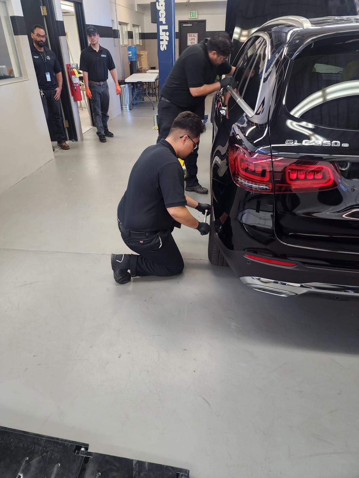 Engine components laid out for hands-on training